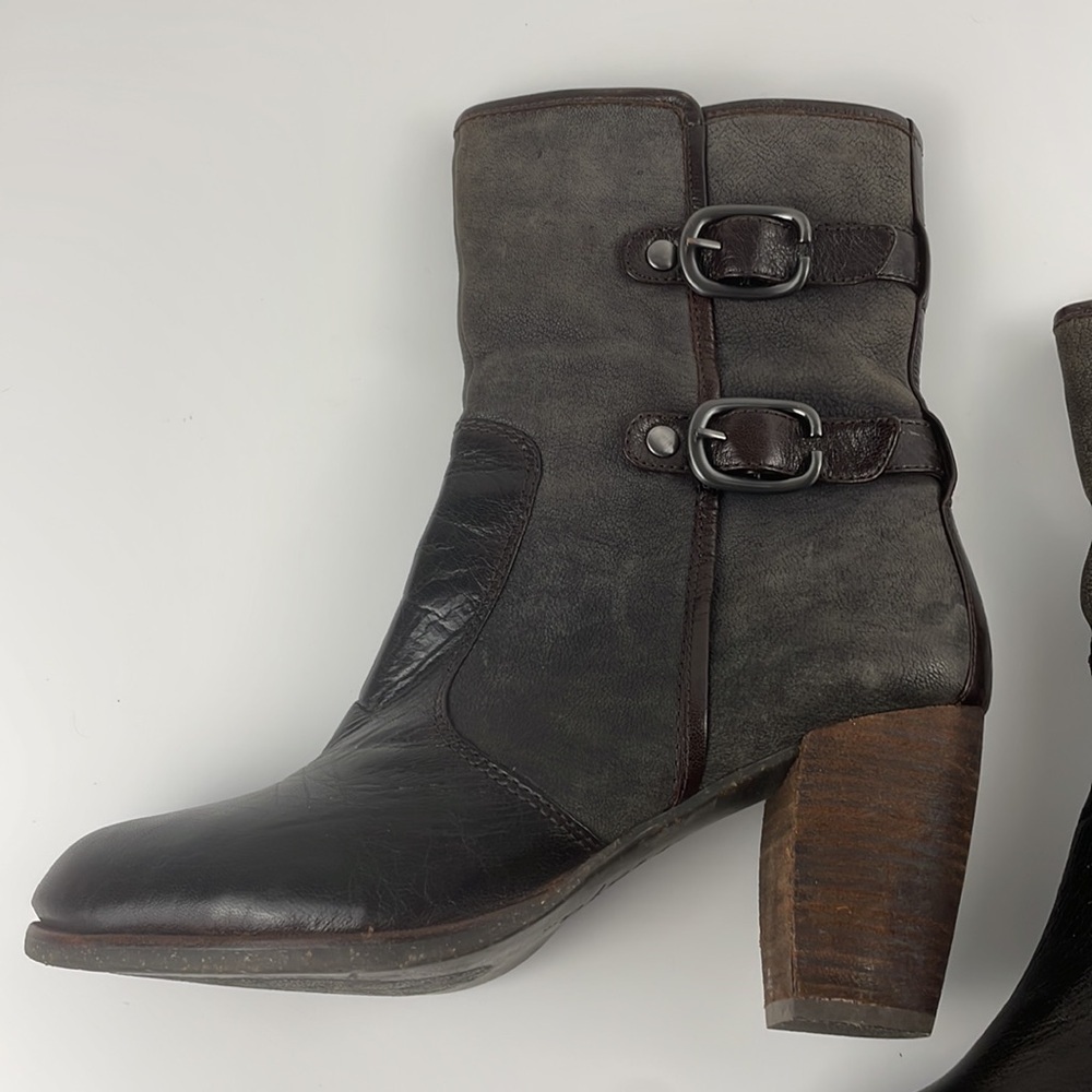Naya | 3.5” heel Lightning Blue Grey Leather Bootie Edgy Punk Goth Romantic 10.5 - Picture 10 of 14
